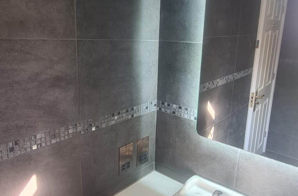 Bathroom Renovation in Wilmcote, CV37: Bath to Shower Conversion